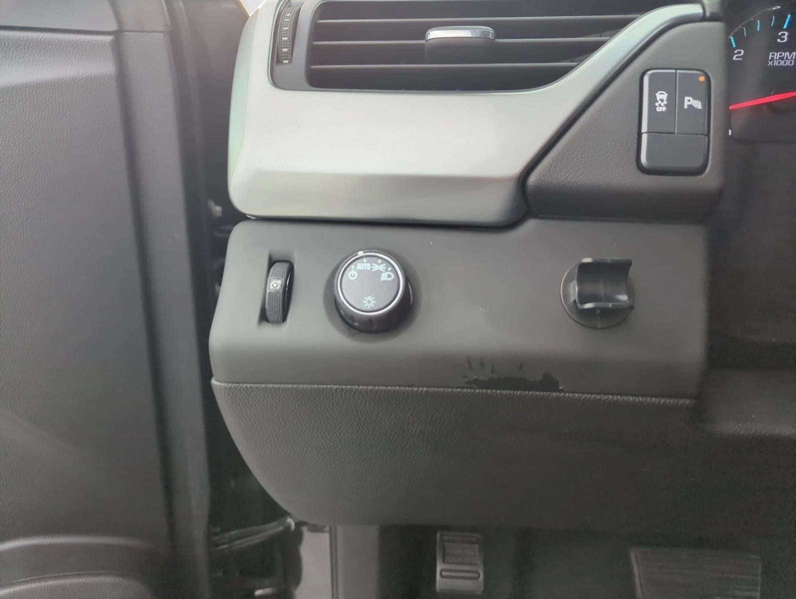 2018 Chevrolet Tahoe 2WD LS