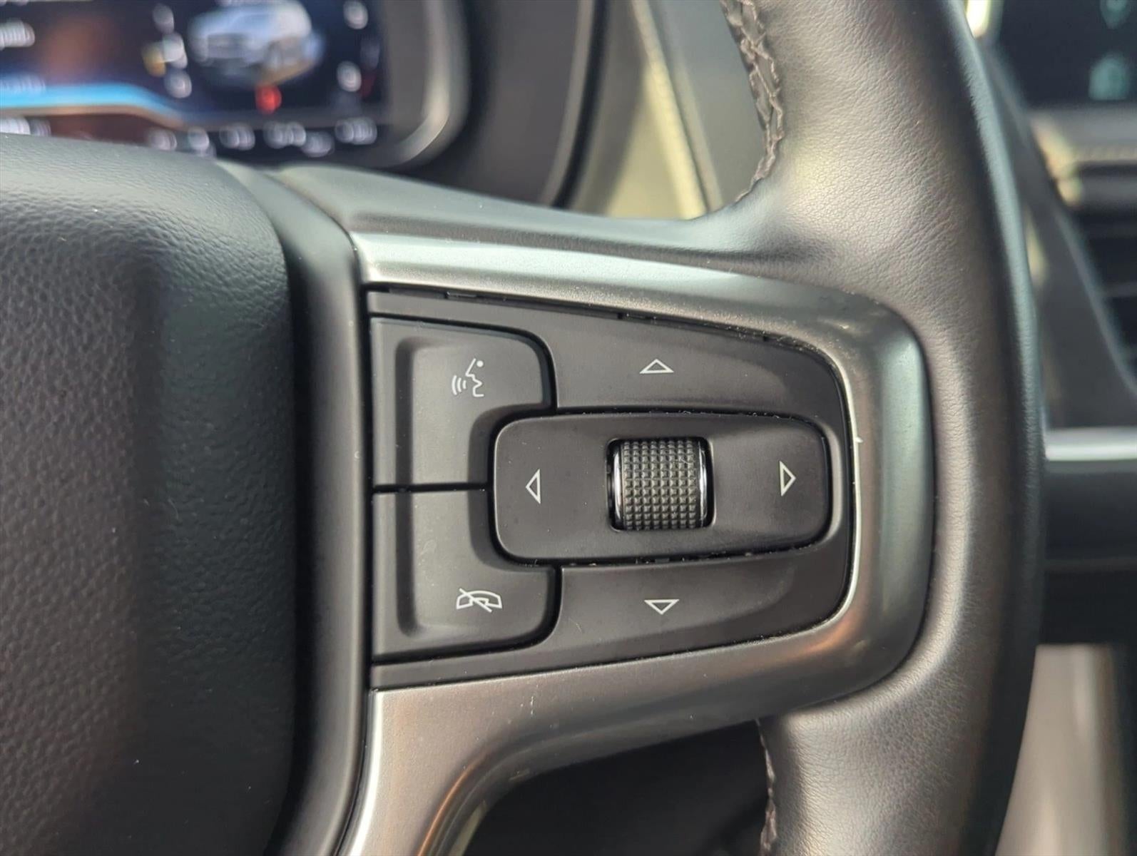 2023 Chevrolet Suburban 2WD Premier