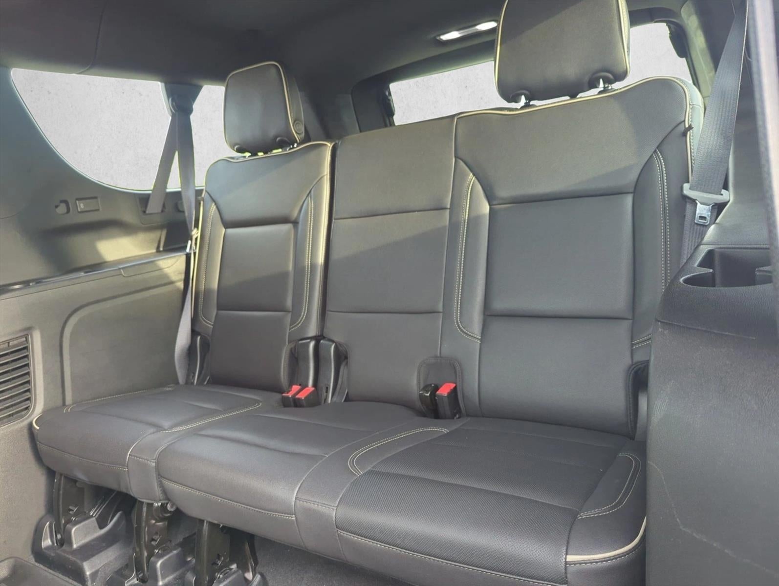 2023 Chevrolet Suburban 2WD Premier