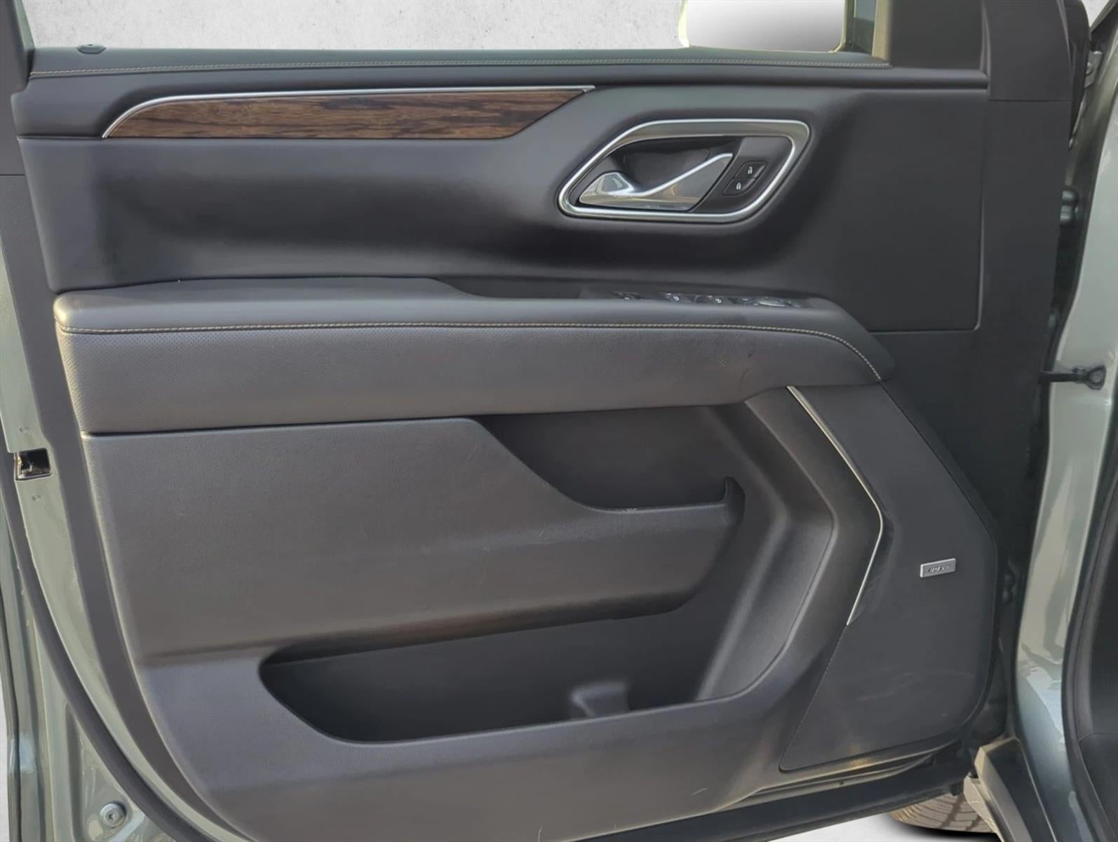 2023 Chevrolet Suburban 2WD Premier