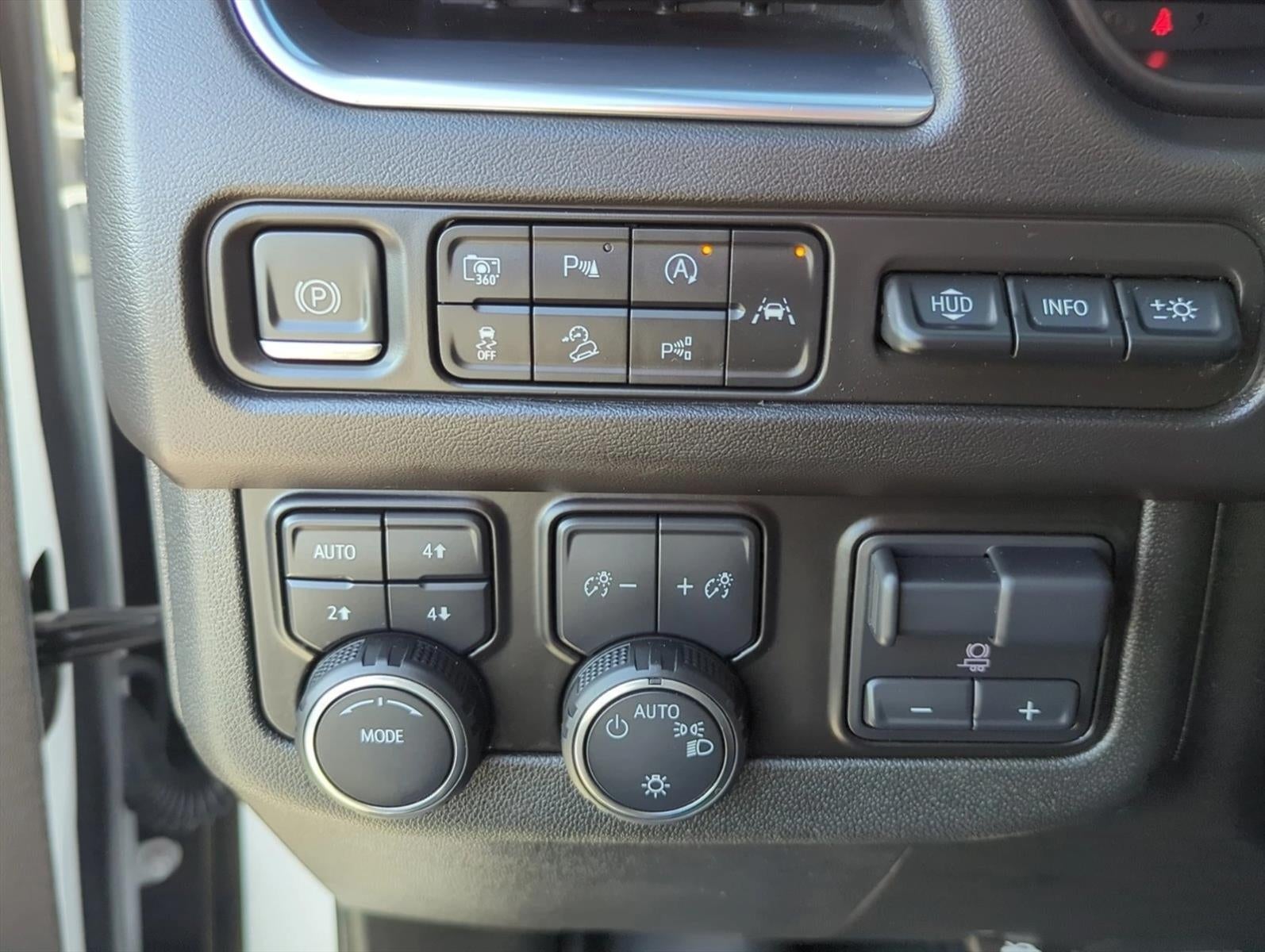 2023 Chevrolet Tahoe 4WD High Country