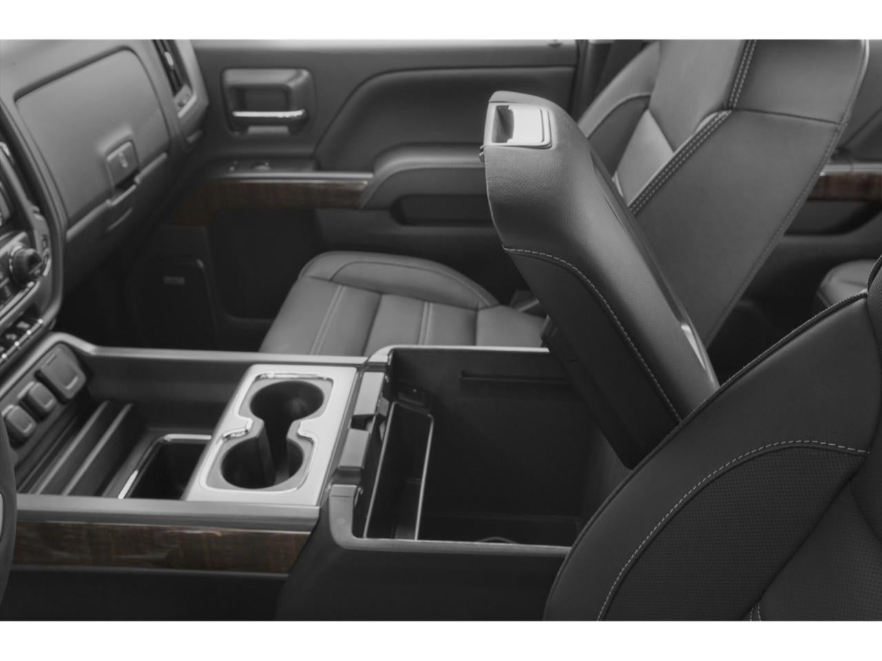 2017 GMC Sierra 3500HD Crew Cab Long Box 4-Wheel Drive Denali