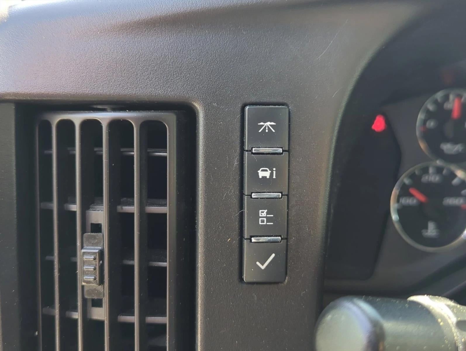 2021 GMC Savana Cargo Van 2500 Regular Wheelbase Rear-Wheel Drive