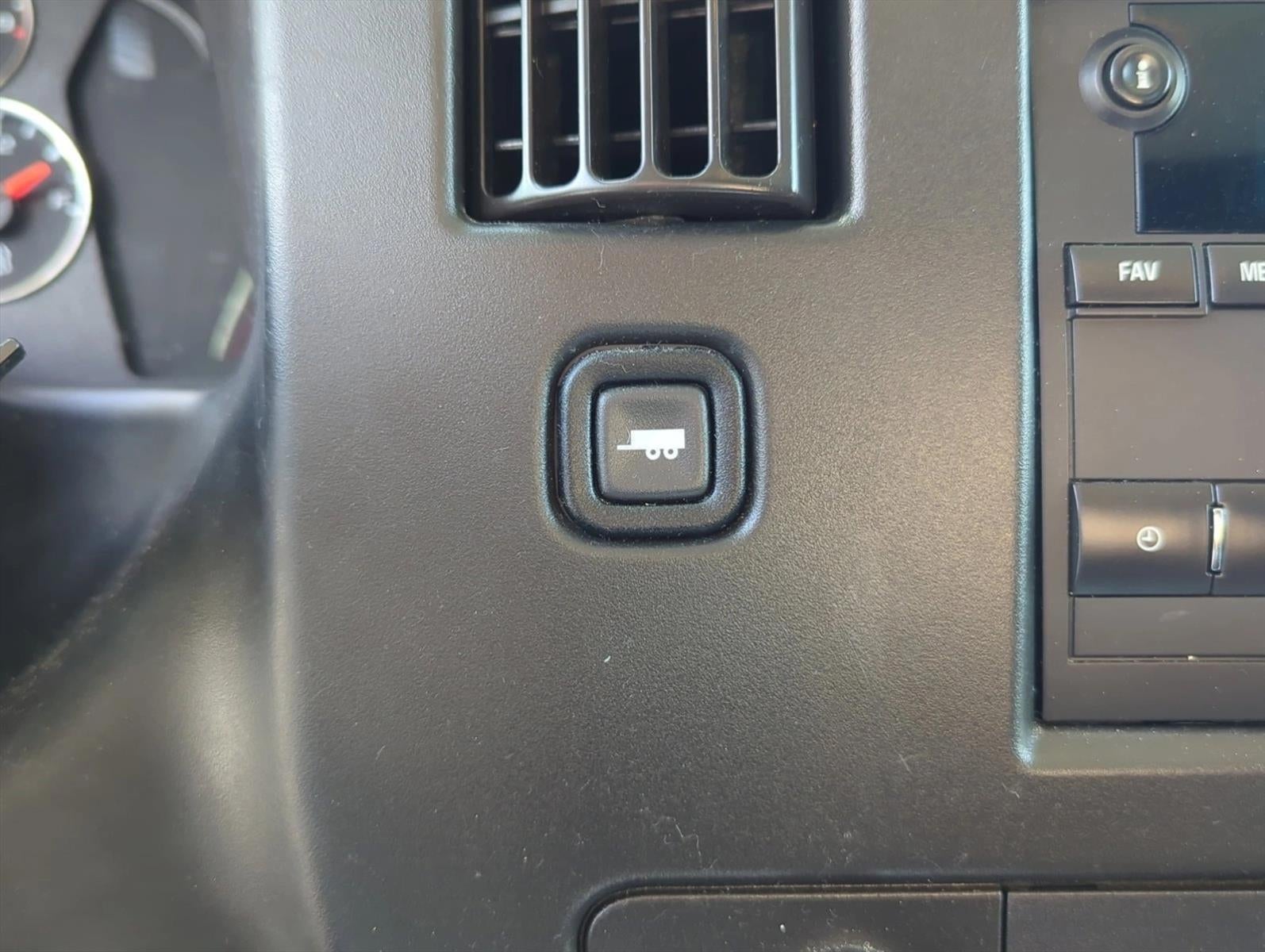 2021 GMC Savana Cargo Van 2500 Regular Wheelbase Rear-Wheel Drive