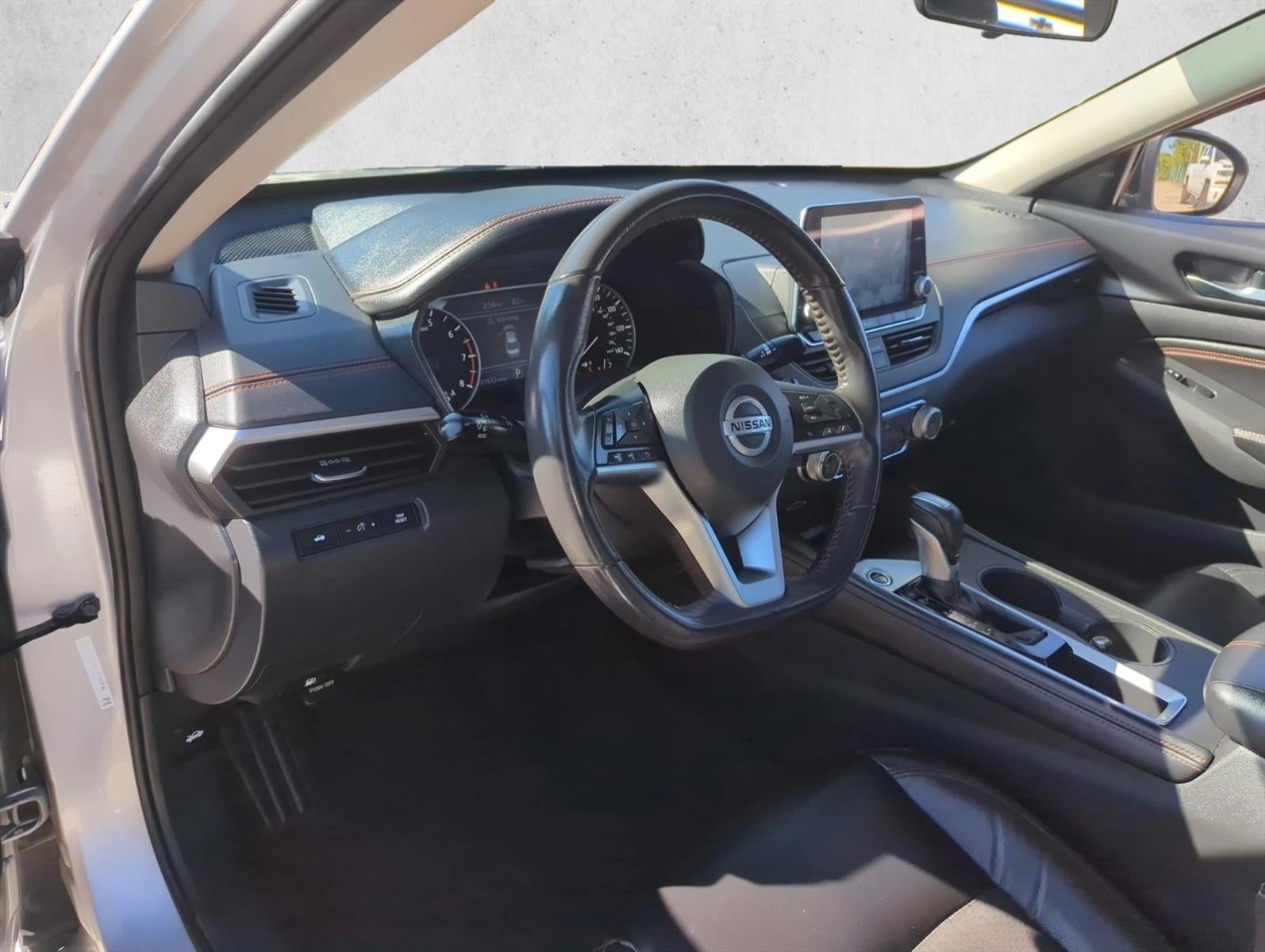 2022 Nissan Altima 2.5 SR Sedan