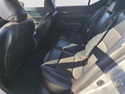 2022 Nissan Altima 2.5 SR Sedan