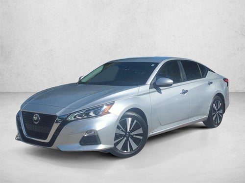 2022 Nissan Altima 2.5 SV Sedan