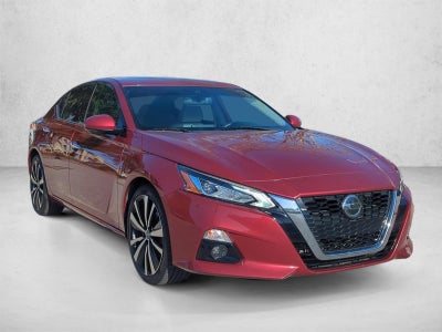 2019 Nissan Altima 2.5 Platinum Sedan