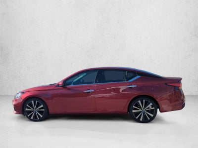 2019 Nissan Altima 2.5 Platinum Sedan
