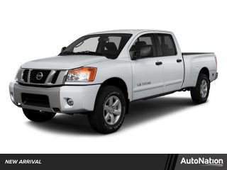 2014 Nissan Titan 4WD Crew Cab Short Bed SL