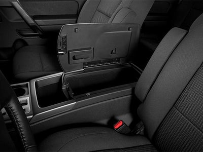 2014 Nissan Titan 4WD Crew Cab Short Bed SL