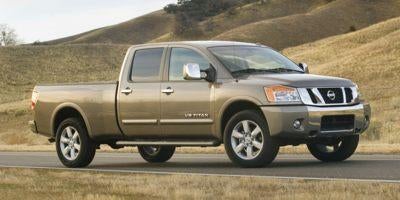 2014 Nissan Titan 4WD Crew Cab Short Bed SL
