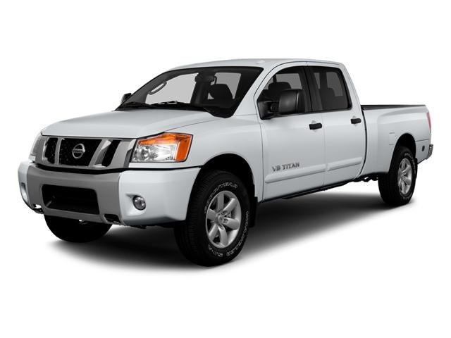 2014 Nissan Titan 4WD Crew Cab Short Bed SL