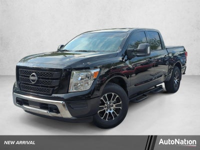 2024 Nissan Titan 4x2 Crew Cab SV