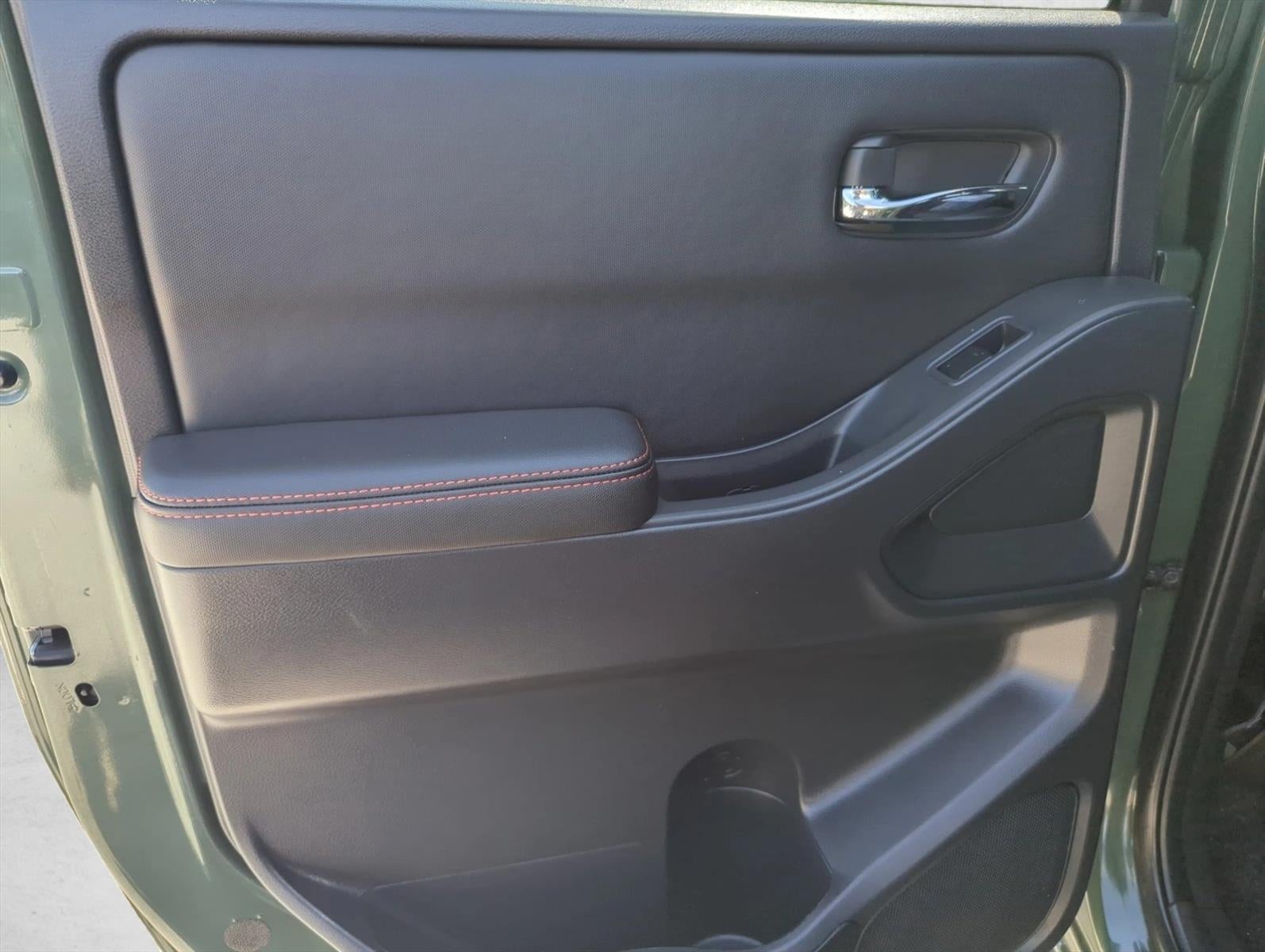 2023 Nissan Frontier Crew Cab 4x4 PRO-4X Auto
