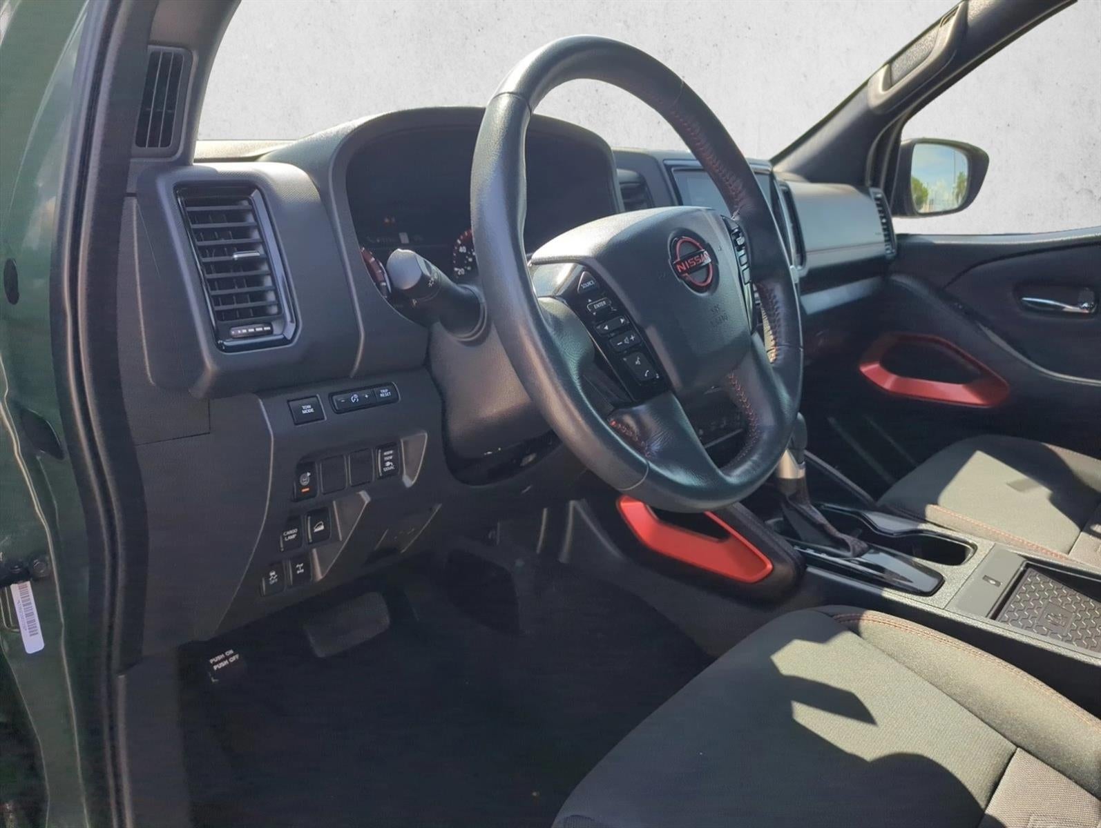 2023 Nissan Frontier Crew Cab 4x4 PRO-4X Auto