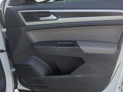 2023 Volkswagen Atlas 3.6L V6 SE w/Technology FWD