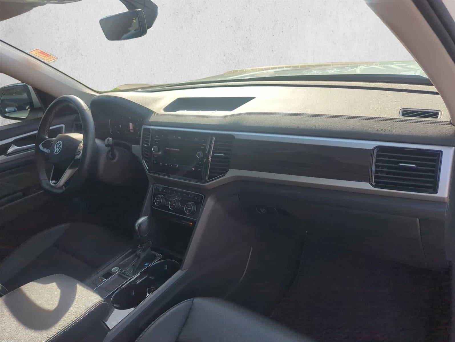 2023 Volkswagen Atlas 3.6L V6 SE w/Technology FWD