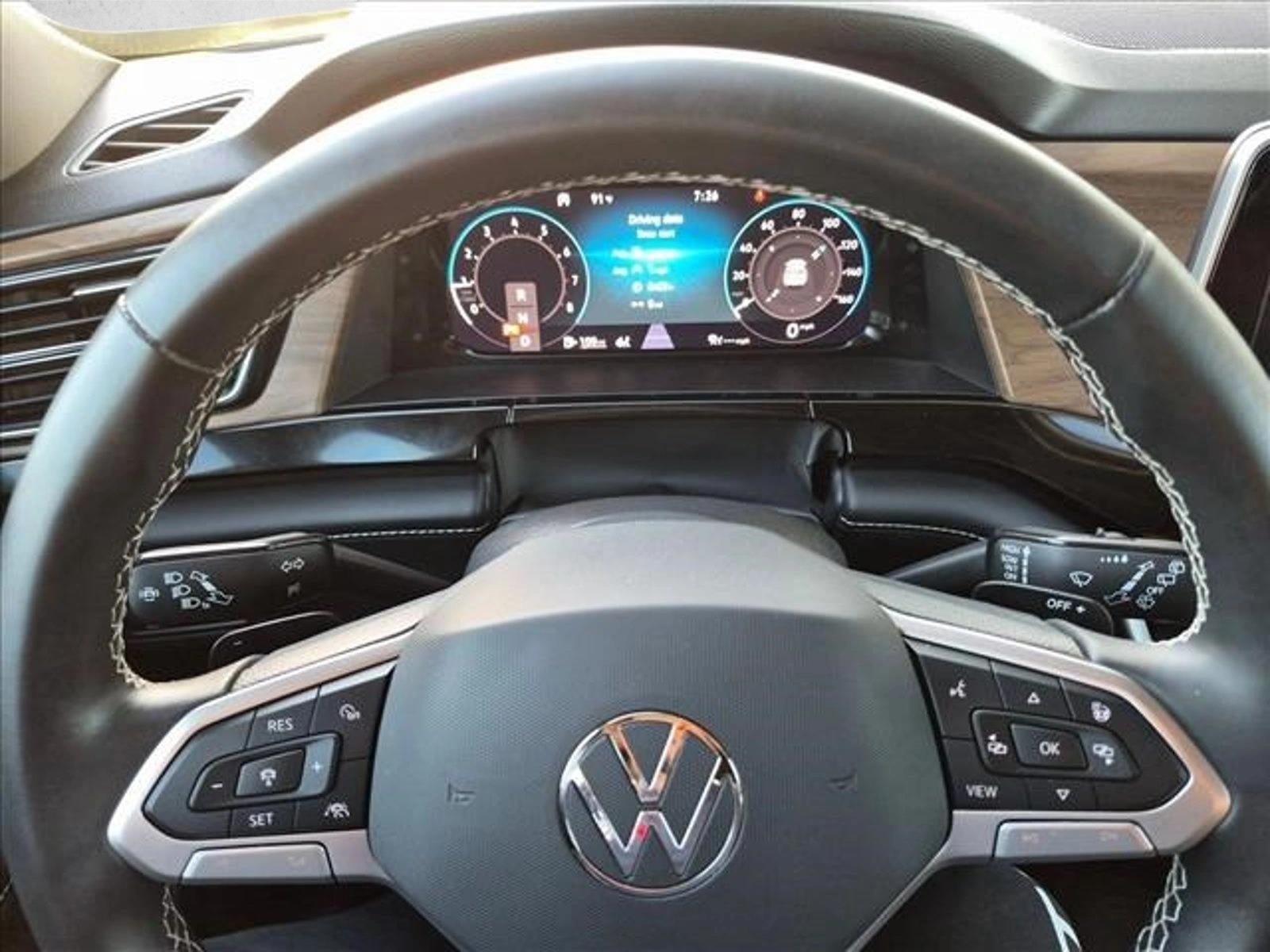 2024 Volkswagen Atlas 2.0T SE w/Technology FWD