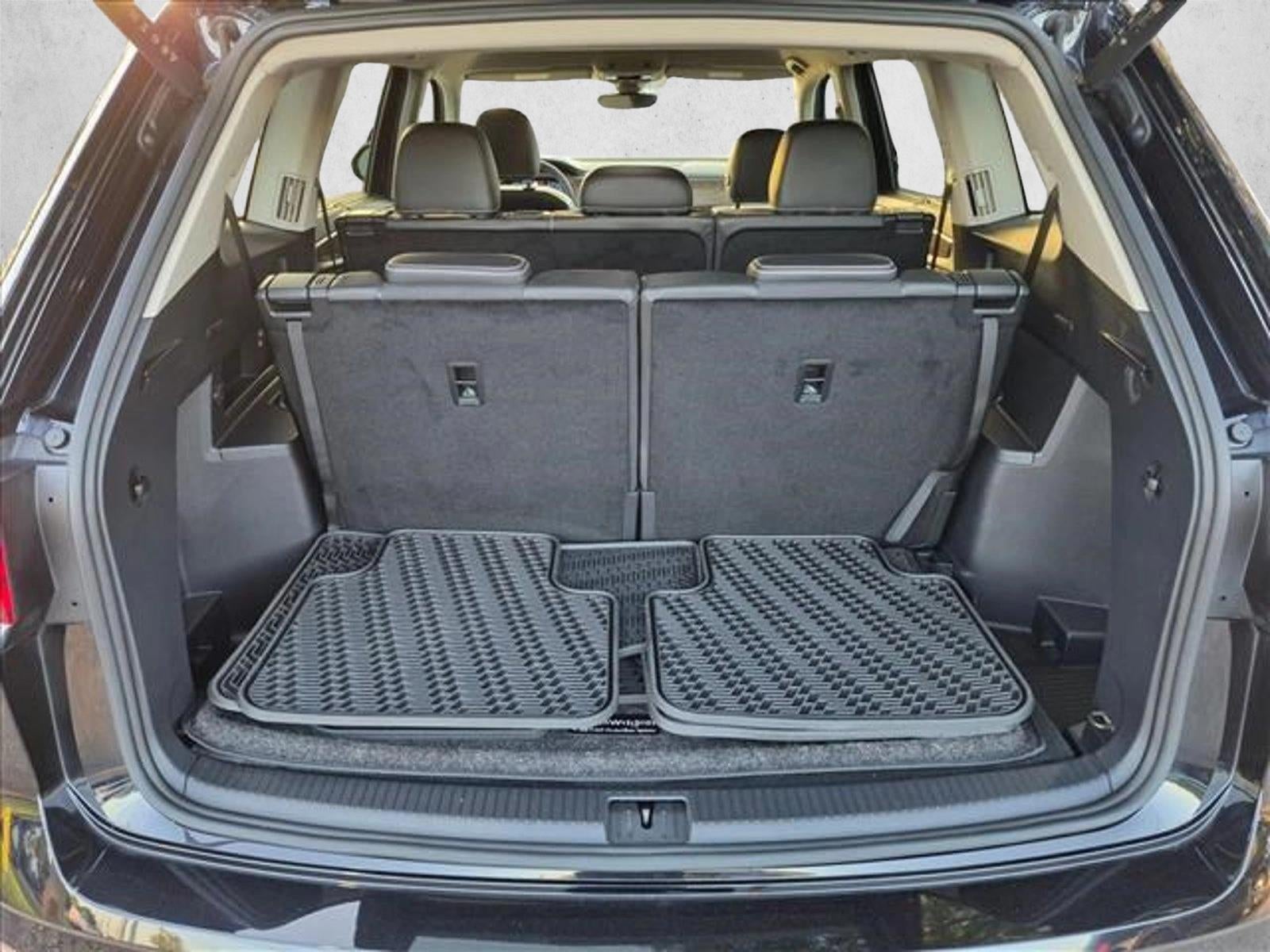 2024 Volkswagen Atlas 2.0T SE w/Technology FWD