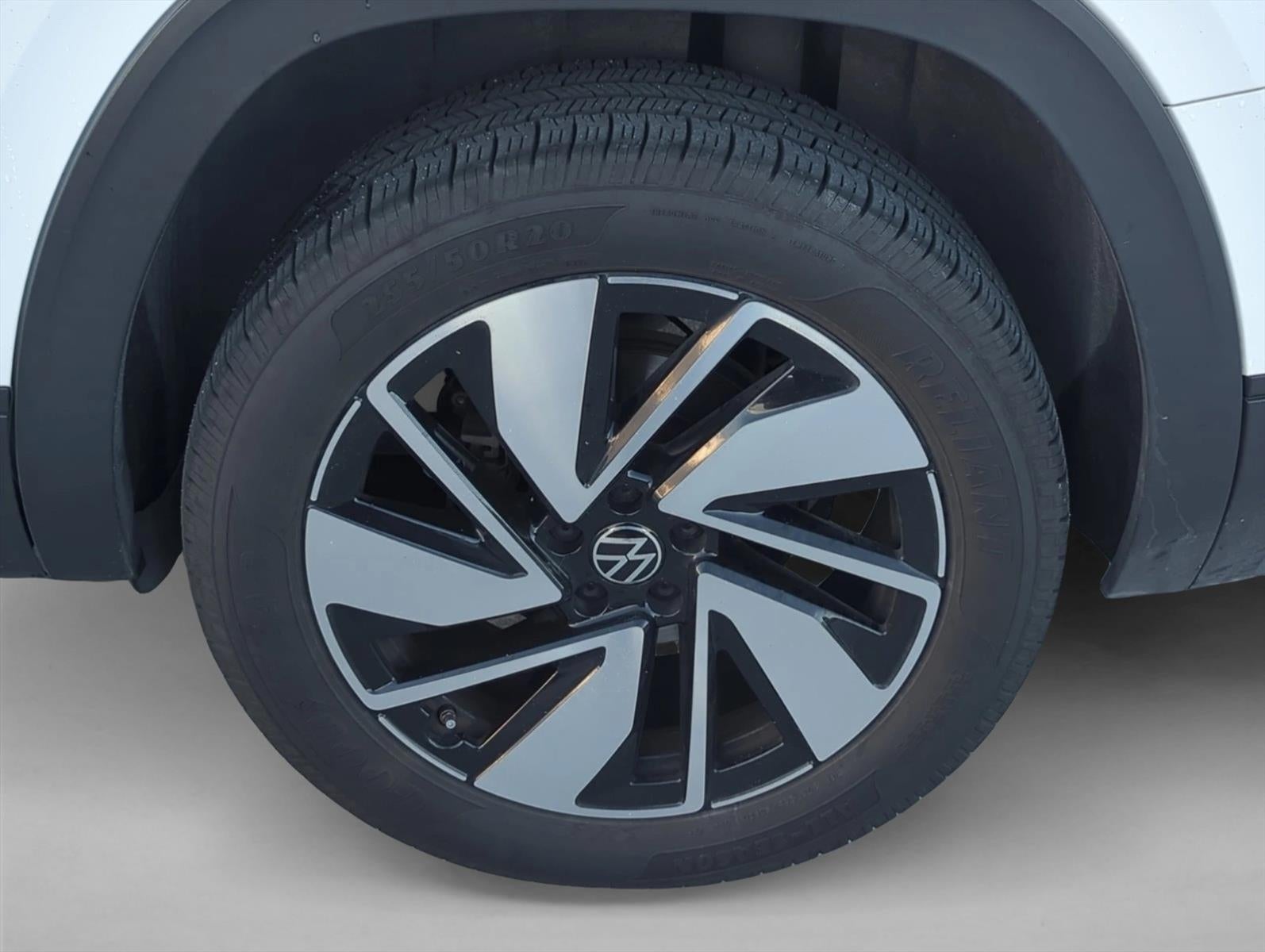 2024 Volkswagen Atlas 2.0T SE w/Technology FWD