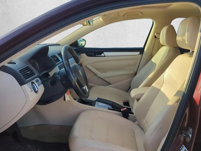 2012 Volkswagen Passat 4dr Sdn 2.5L Manual SE PZEV