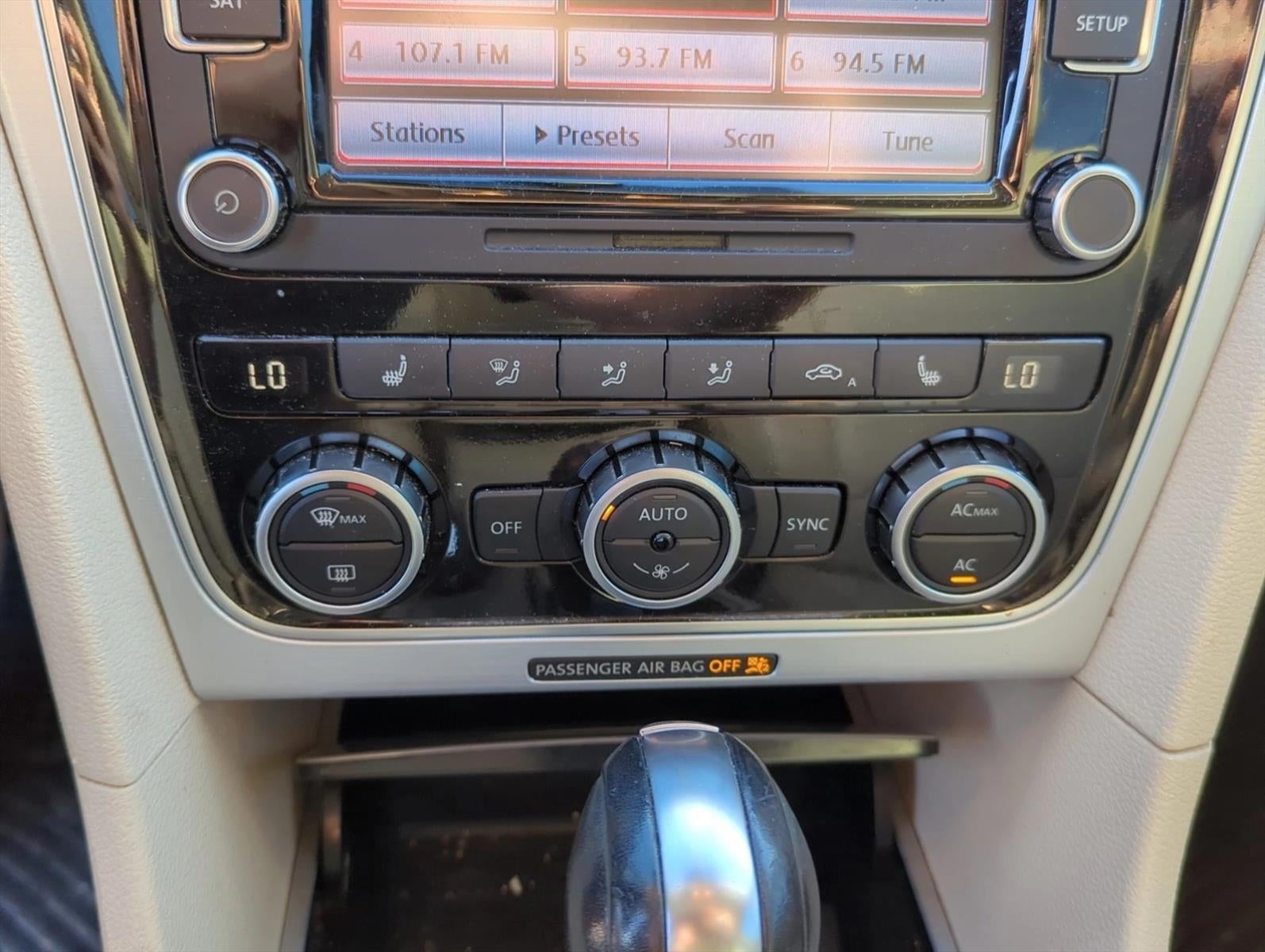 2012 Volkswagen Passat 4dr Sdn 2.5L Manual SE PZEV