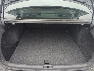 2017 Volkswagen Passat R-Line w/Comfort Pkg Auto