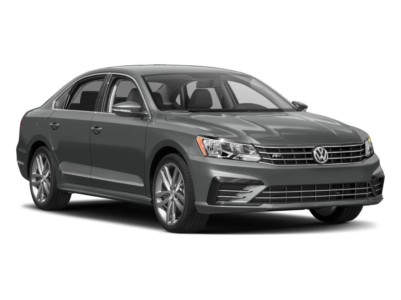 2017 Volkswagen Passat R-Line w/Comfort Pkg Auto