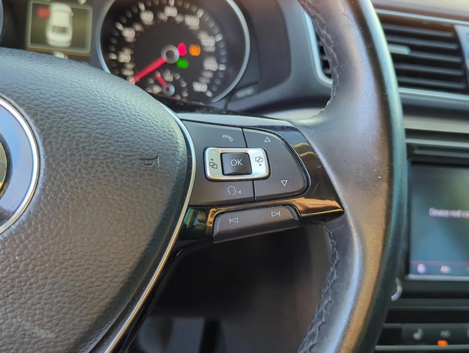 2019 Volkswagen Passat 2.0T Wolfsburg Edition Auto