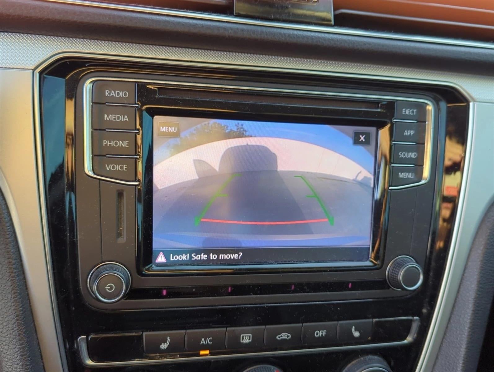 2019 Volkswagen Passat 2.0T Wolfsburg Edition Auto