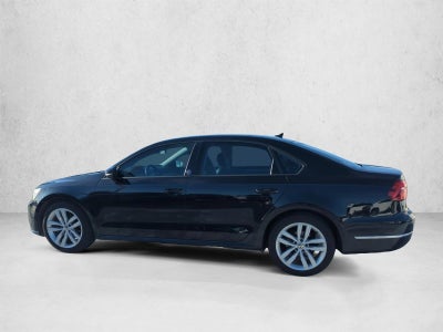 2019 Volkswagen Passat 2.0T Wolfsburg Edition Auto