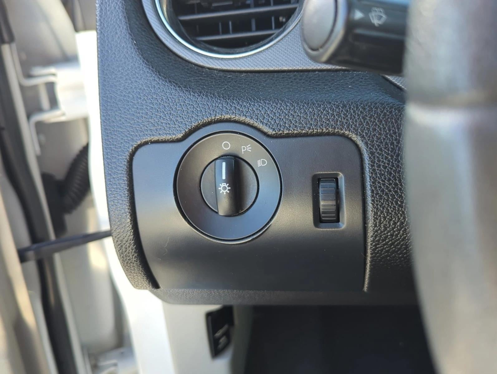 2010 Ford Mustang 2dr Conv V6