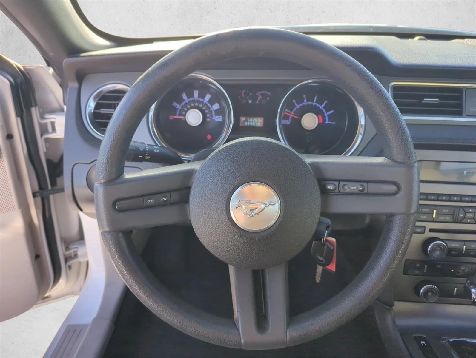 2010 Ford Mustang 2dr Conv V6