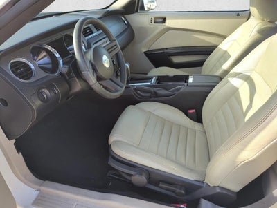 2010 Ford Mustang 2dr Conv V6