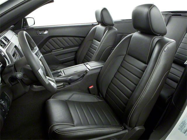 2010 Ford Mustang 2dr Conv V6