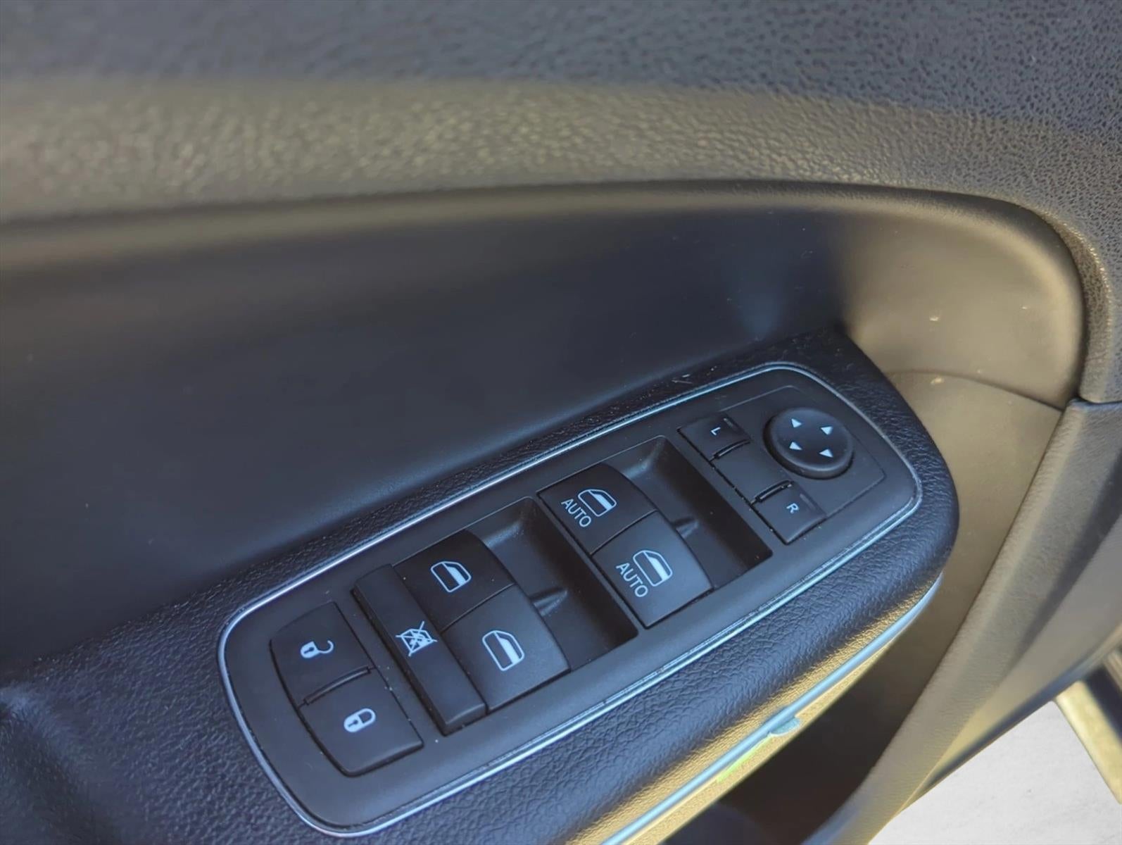 2022 Chrysler 300 300S RWD