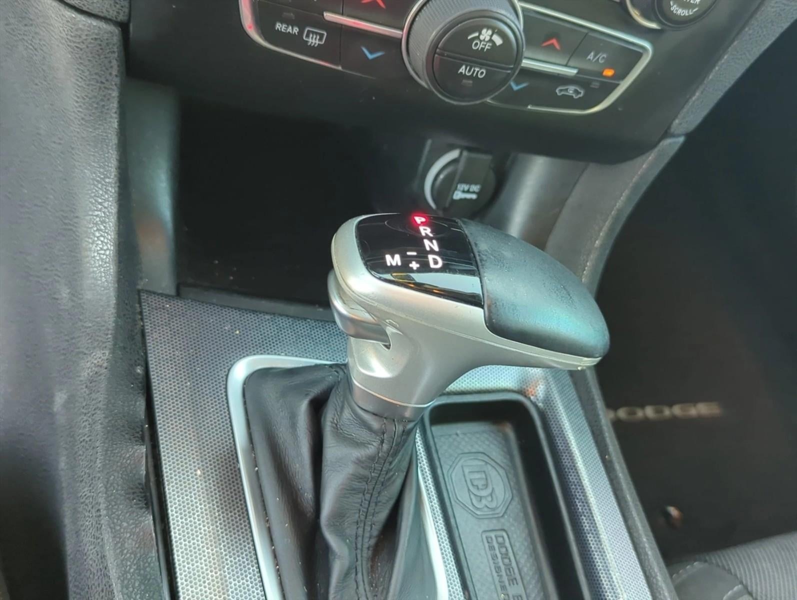 2016 Dodge Charger 4dr Sdn SXT RWD
