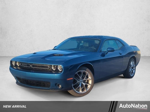 2021 Dodge Challenger SXT RWD