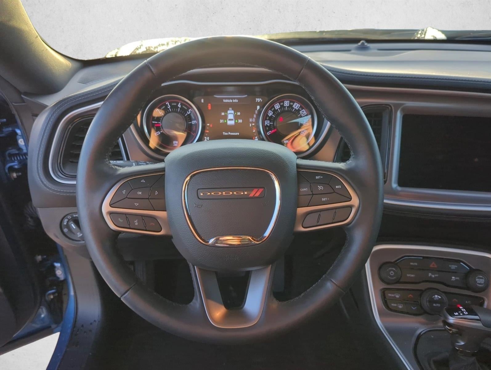 2021 Dodge Challenger SXT RWD