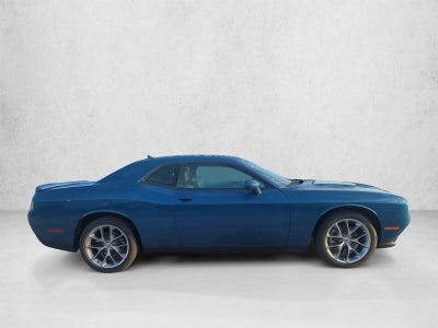 2021 Dodge Challenger SXT RWD