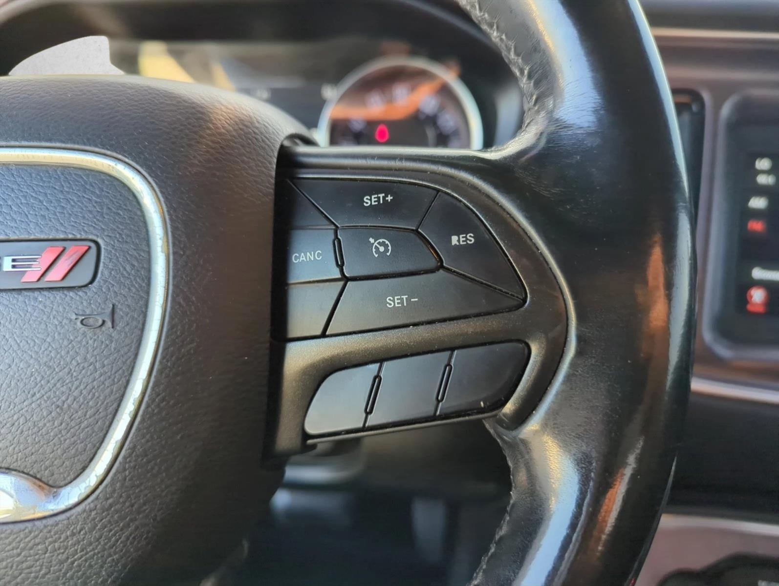 2018 Dodge Challenger SXT RWD