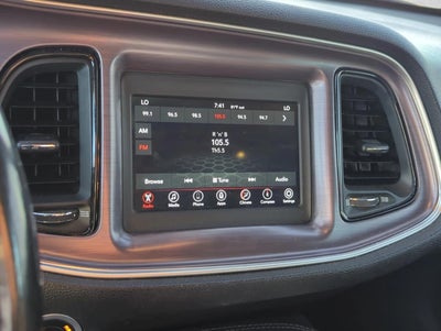 2018 Dodge Challenger SXT RWD
