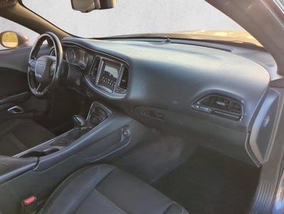 2018 Dodge Challenger SXT RWD