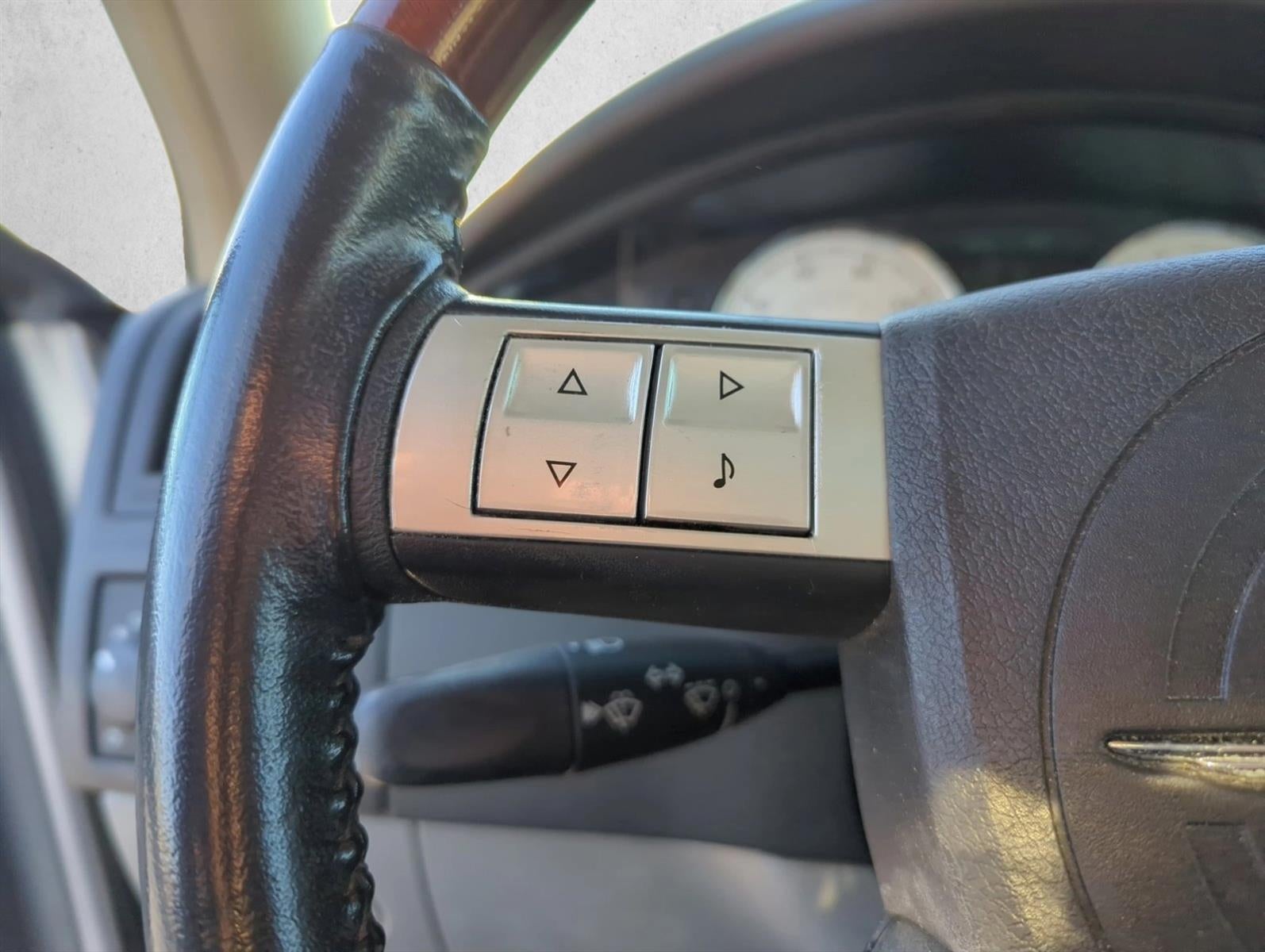 2006 Chrysler 300-Series 4dr Sdn 300 Touring