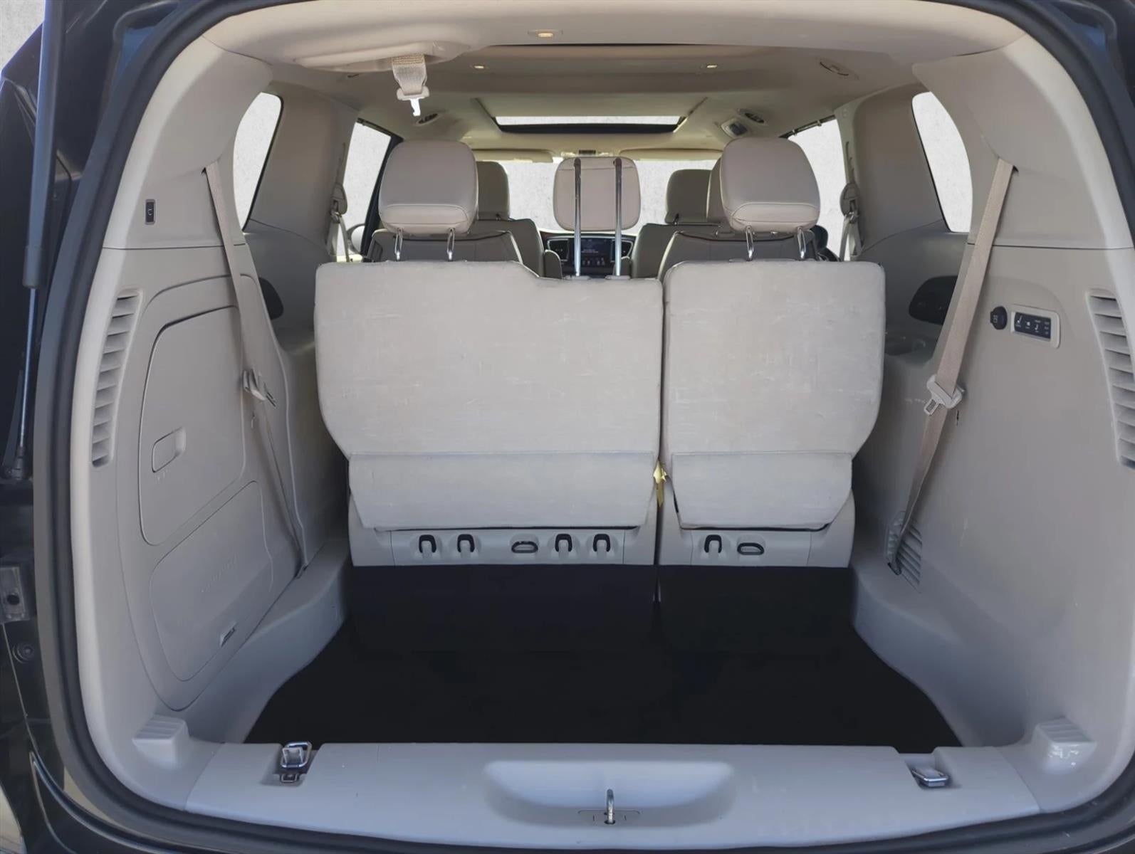 2020 Chrysler Pacifica Limited FWD