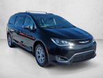 2020 Chrysler Pacifica Limited FWD