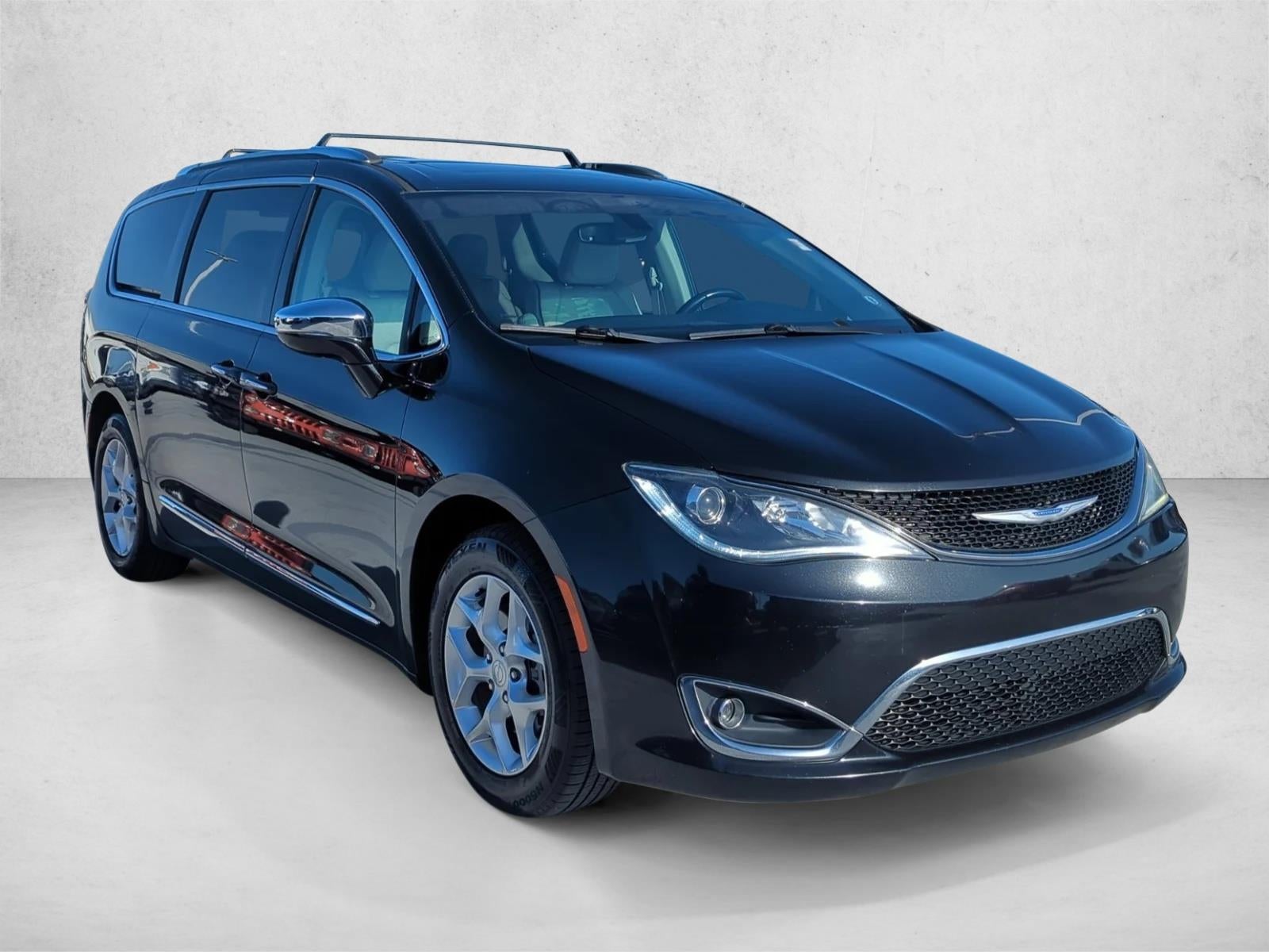 2020 Chrysler Pacifica Limited FWD