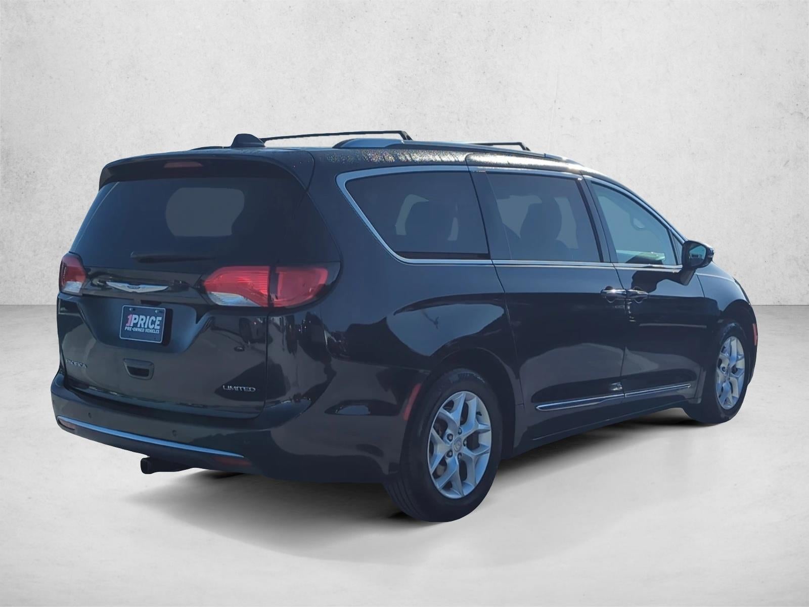 2020 Chrysler Pacifica Limited FWD