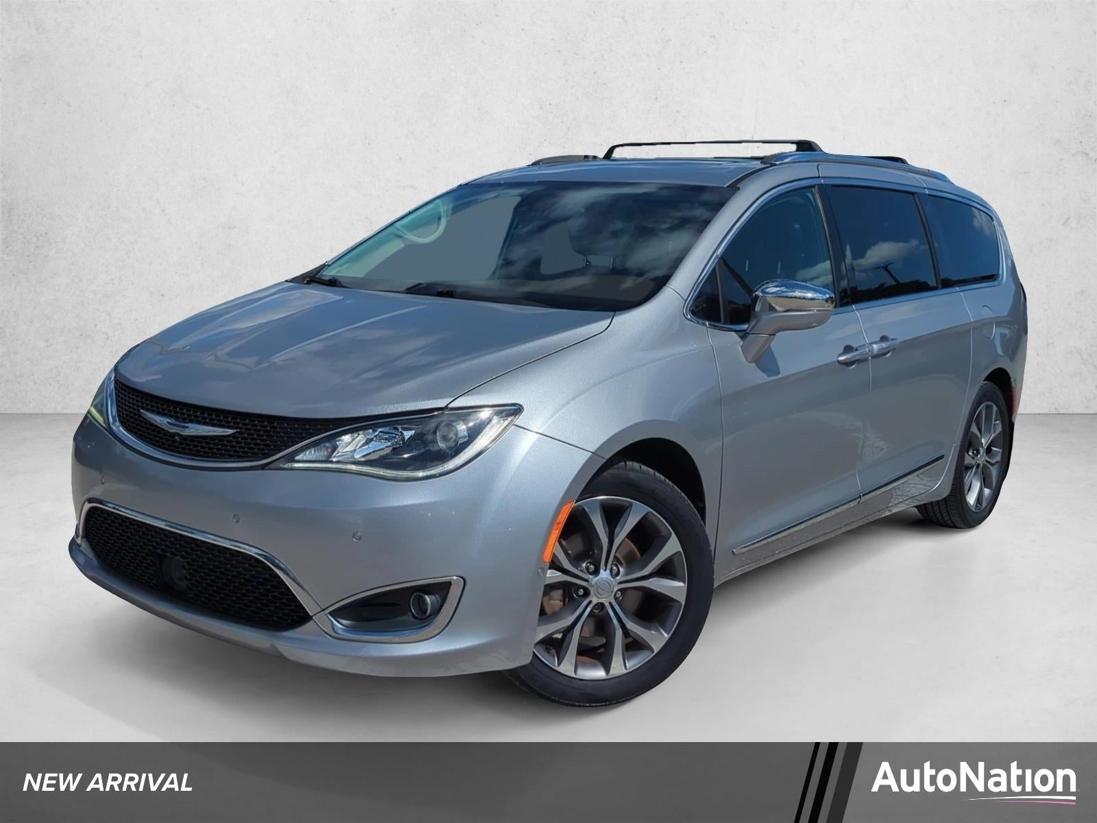2017 Chrysler Pacifica Limited FWD